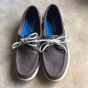 Size 9.5 | Sperry topsiders brown